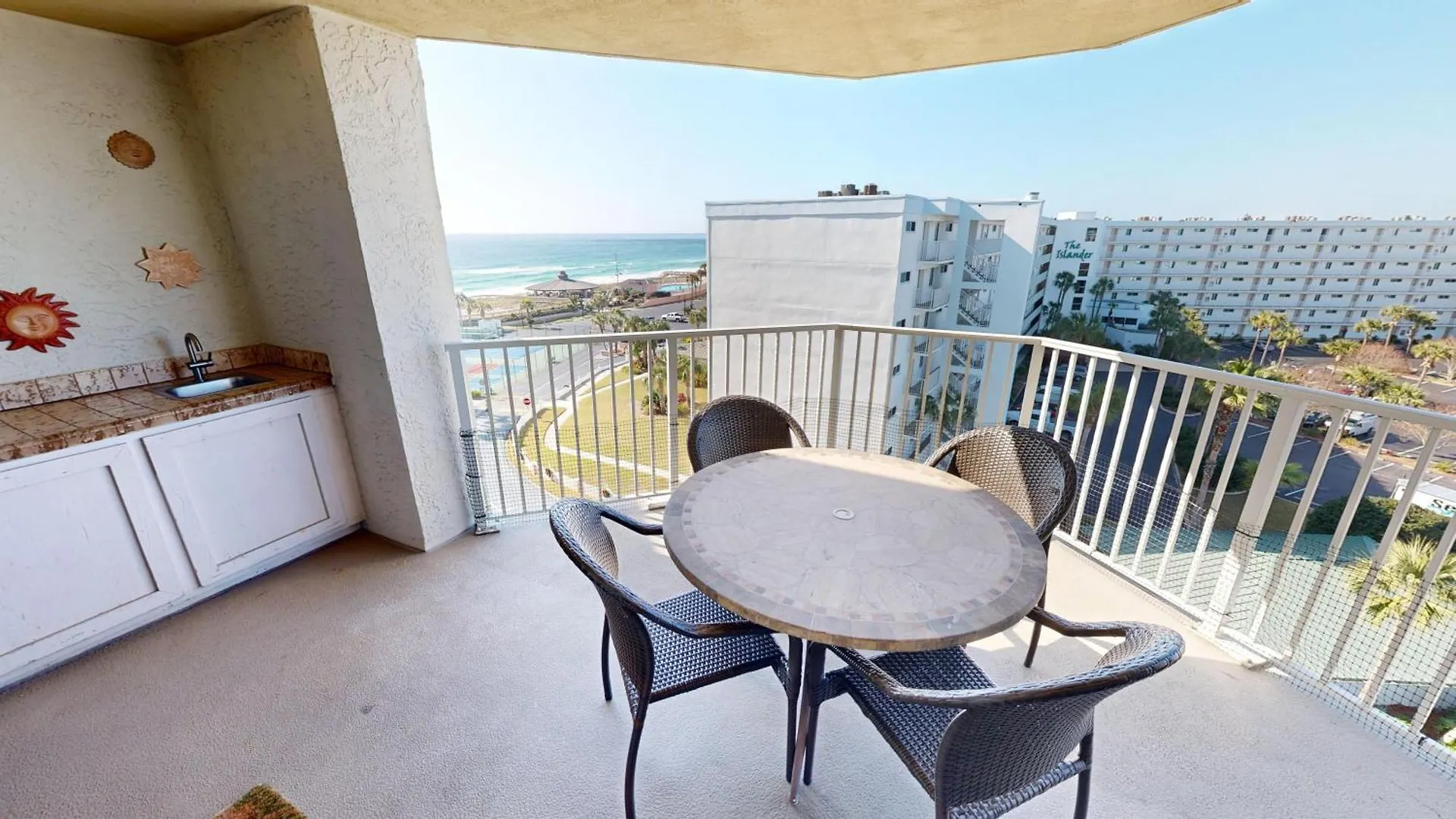 Inlet Reef 616- By Holiday Isle Properties Destin Apartment